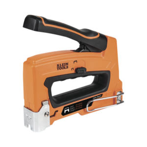 Engrapadora para Cables de Voz, Datos y Video (UTP) a Madera / Tablaroca.