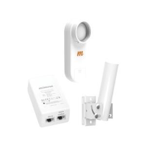 Kit de radio C5X, rango de frecuencia extendida (4.9 a 6.4 GHz), incluye inyector POE, cable de alimentación y montaje universal para tubo o poste