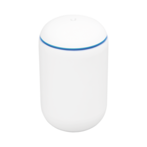 UniFi Dream Machine, dispositivo que combina Wi-Fi AP 802.11ac Wave 2 MU-MIMO 4x4, Switch de 4 puertos, Router Security Gateway y Controlador UniFi